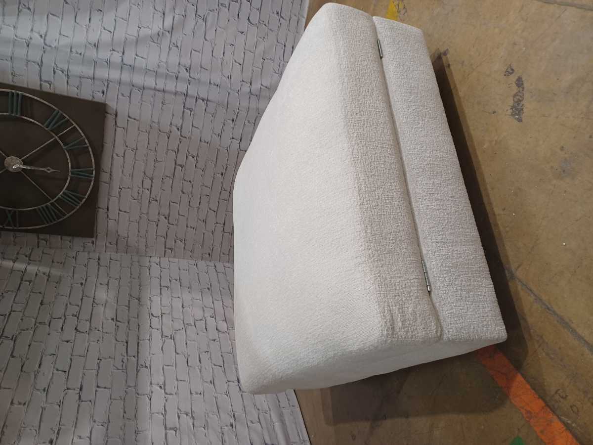 Elissa Court-Exclusive Ottoman with Storage - Gallery Image 7